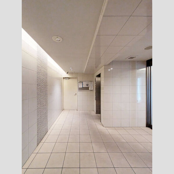 エントランス (エントランス)