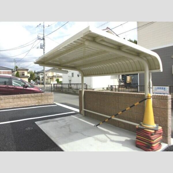 現地周辺 (駐輪場)