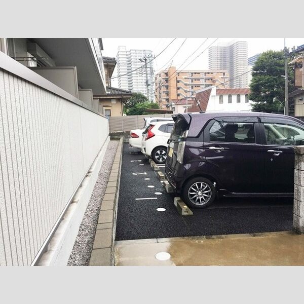 駐車場 (駐車場)