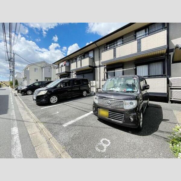 駐車場 (駐車場)