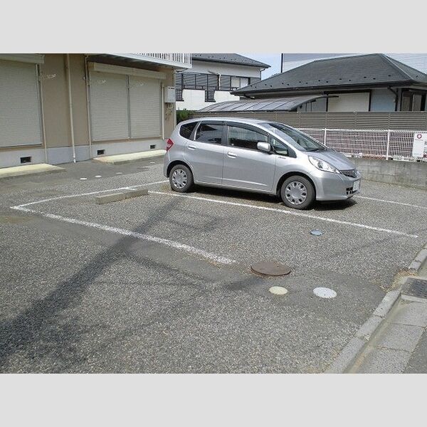 駐車場 (駐車場)