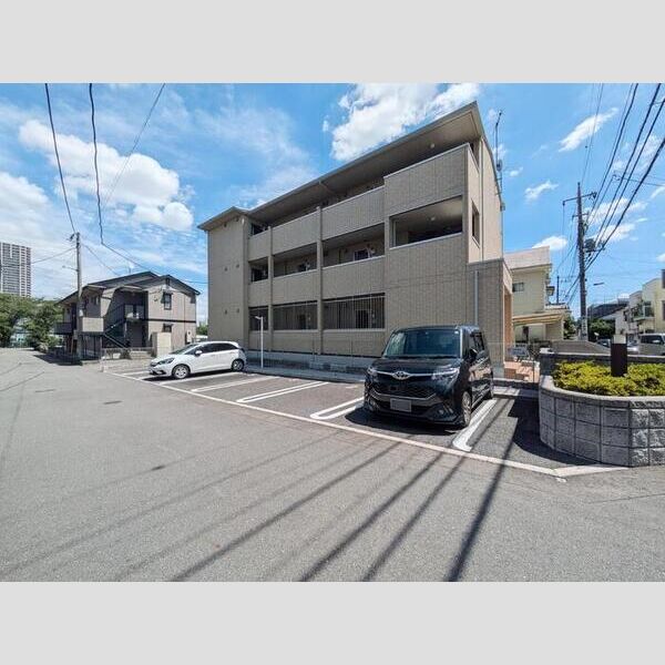 駐車場 (駐車場)