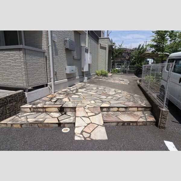 エントランス (エントランス)