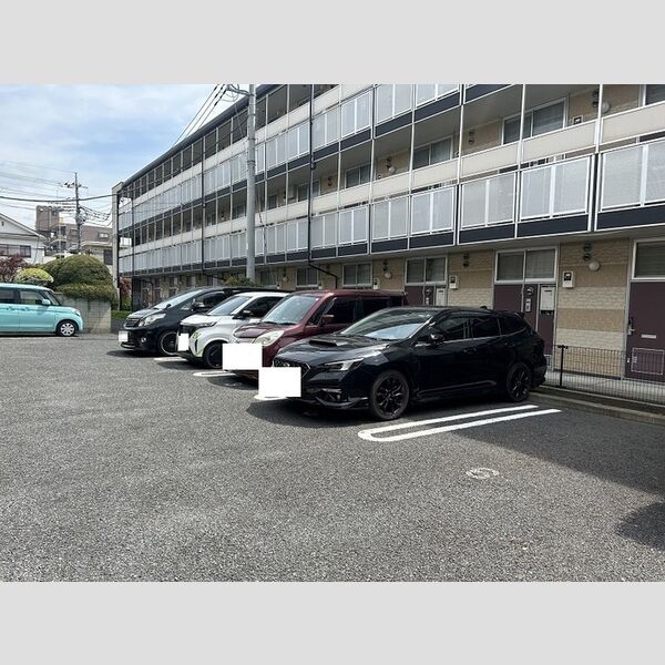 駐車場 (駐車場)