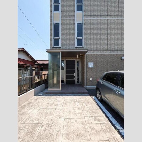 エントランス (エントランス)