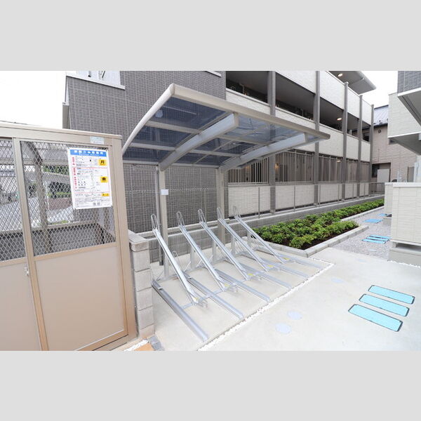 現地周辺 (★駐輪場★)