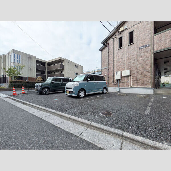駐車場 (駐車場)