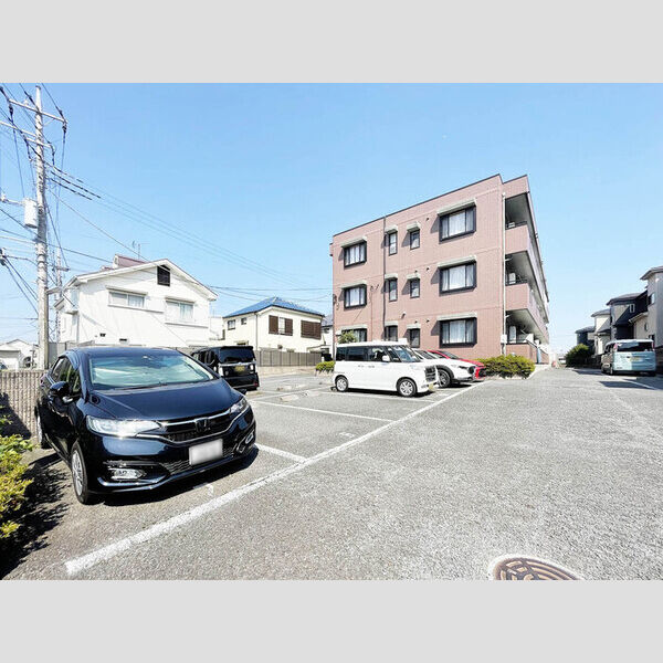 駐車場 (駐車場)
