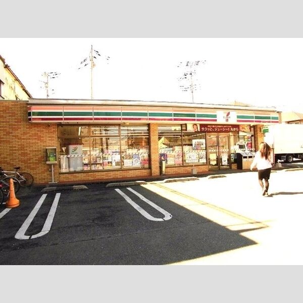 現地周辺 (セブンイレブン与野鈴谷三丁目店(464m))