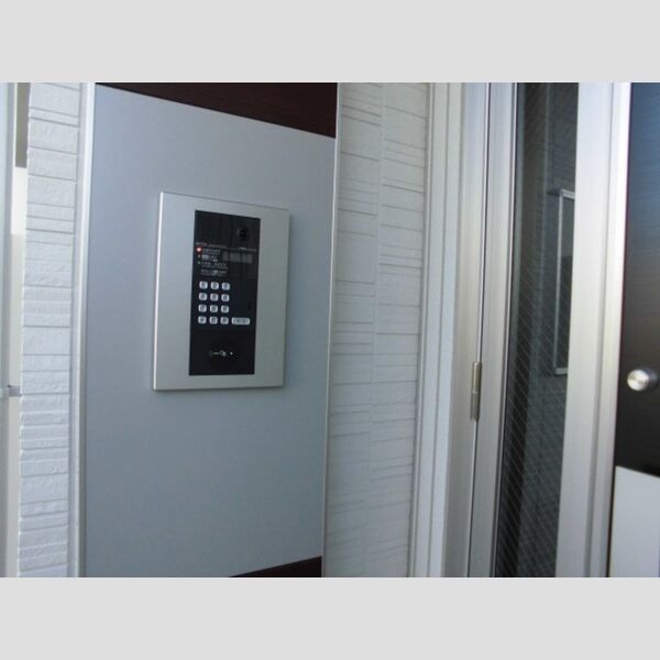 現地周辺 (エントランスオートロック)