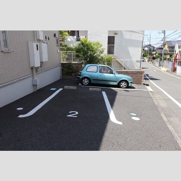 駐車場 (駐車場)