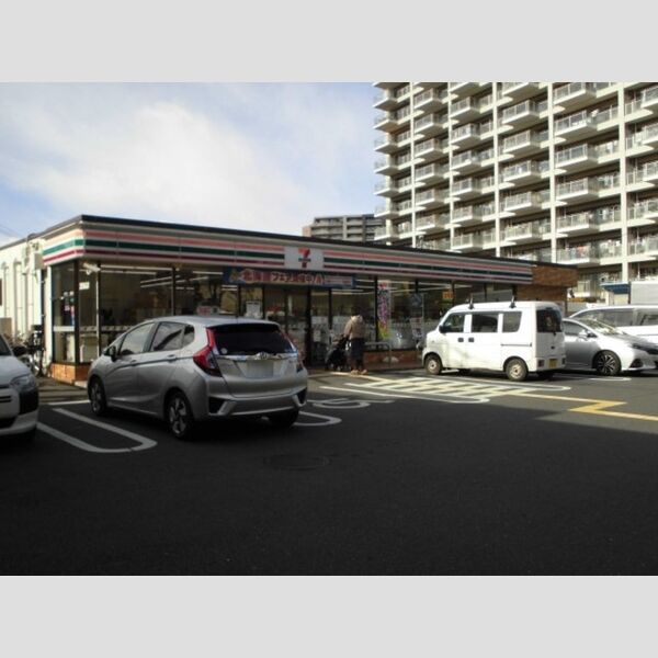 現地周辺 (セブンイレブンさいたま上落合3丁目店(500m))
