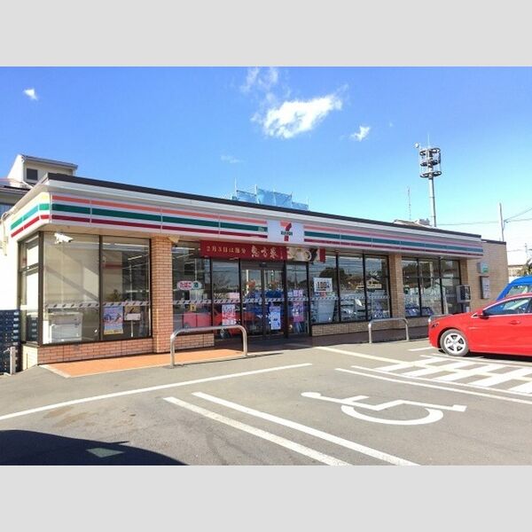 現地周辺 (セブンイレブン浦和三室店(606m))