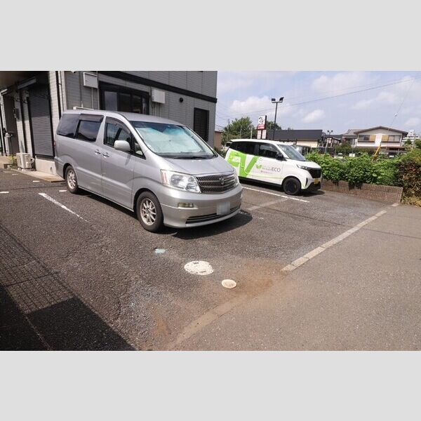 駐車場 (駐車場)
