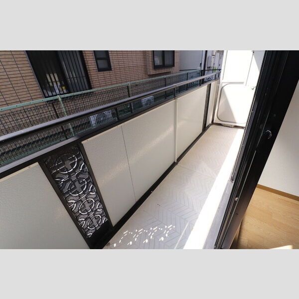 バルコニー・ベランダ (バルコニー)