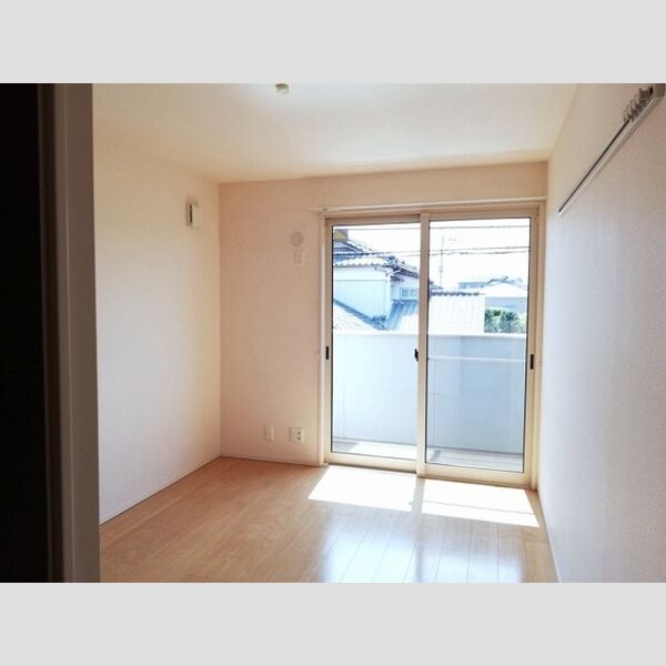 その他 (二階　洋室6.1帖)