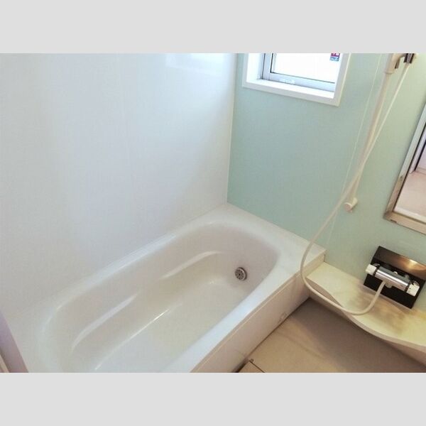 バス (一坪風呂　追い焚き給湯付)