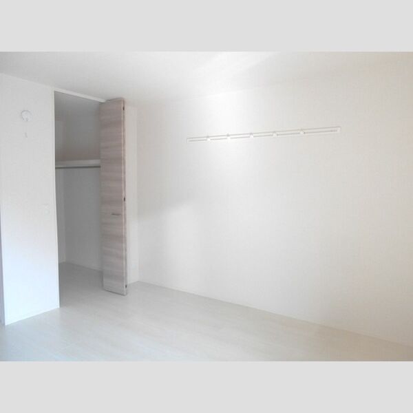 その他 (洋室6帖)