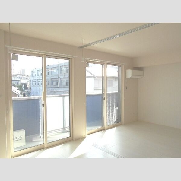 居室・リビング (LDK10.6帖)