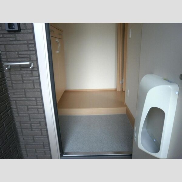 玄関 (玄関ポストです)