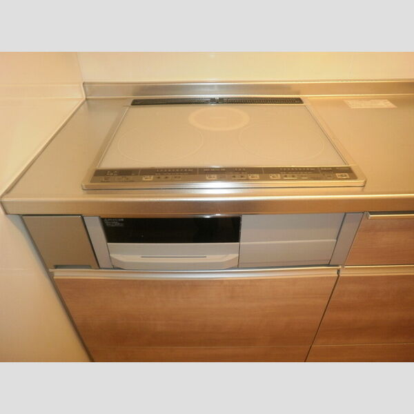 キッチン (IHクッキングヒーター(グリル付き)です)