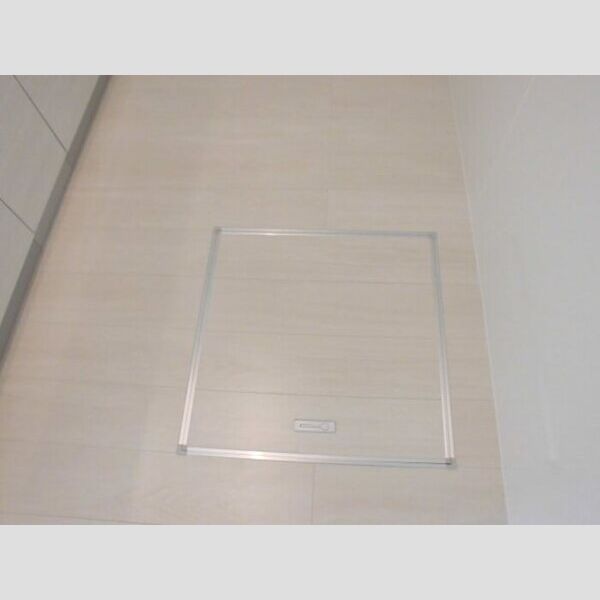 収納 (床下収納)