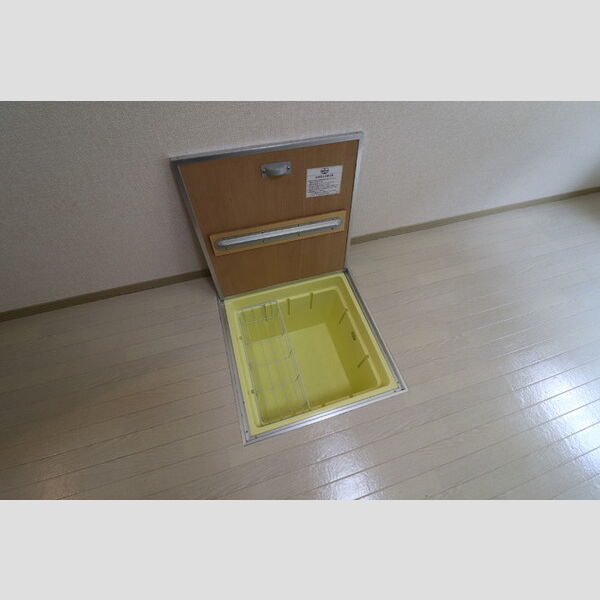 その他 (★床下収納★)