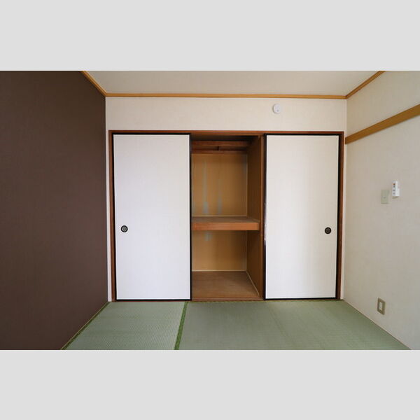 収納 (★押入★)