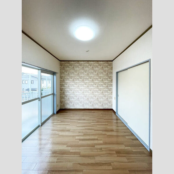 その他 (洋室)