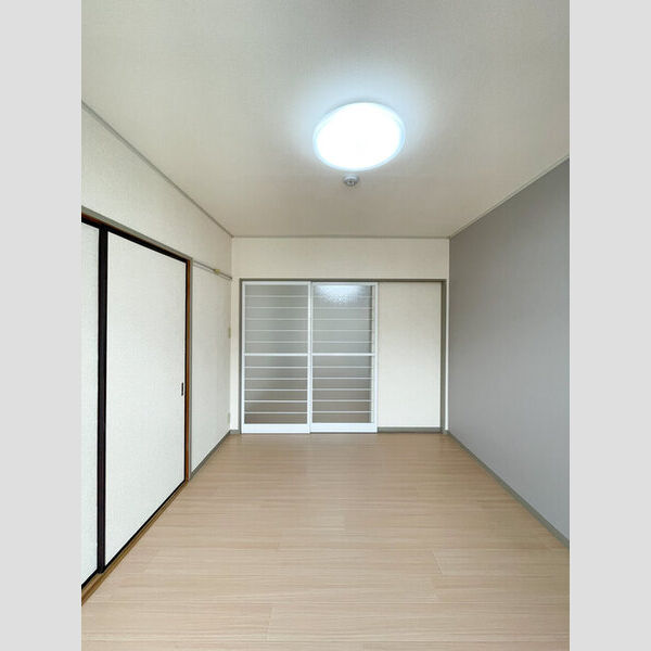 その他 (洋室)