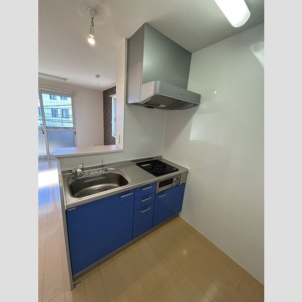 キッチン (システムキッチン)