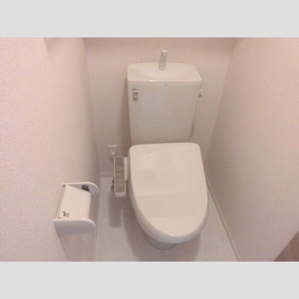 トイレ (温水洗浄暖房便座)