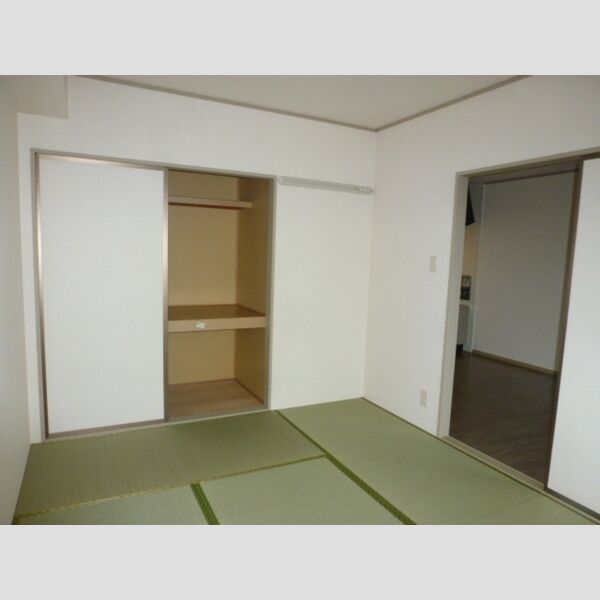 その他 (和室6帖)