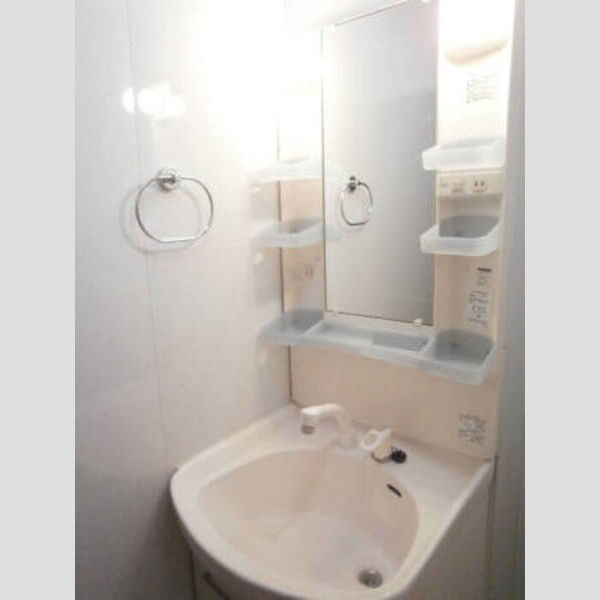 洗面所 (洗髪洗面化粧台)