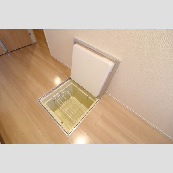 その他 (★床下収納★)