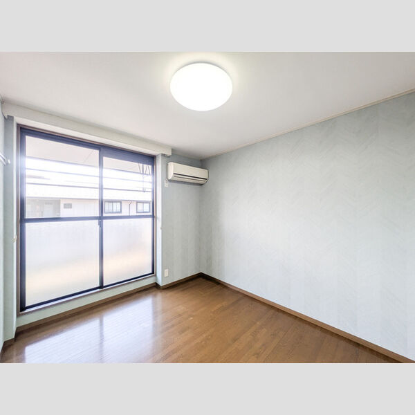その他 (洋室5帖)