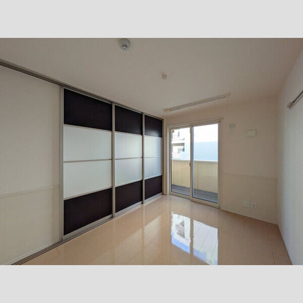 その他 (洋室6帖)