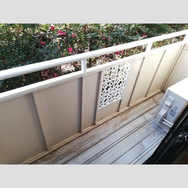 バルコニー・ベランダ (バルコニー)