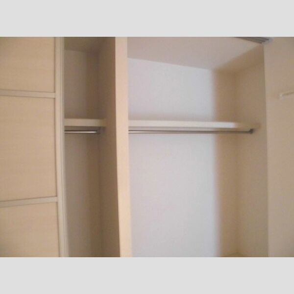 収納 (洋室　クローゼット)