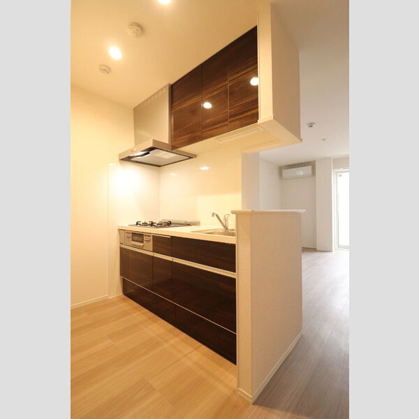 キッチン (対面システムキッチン)