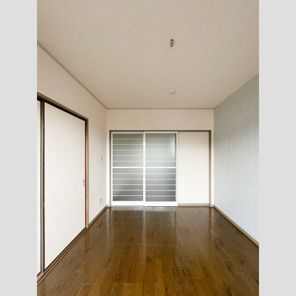 その他 (洋室)