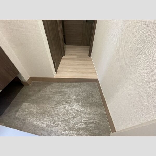 玄関 (玄関)