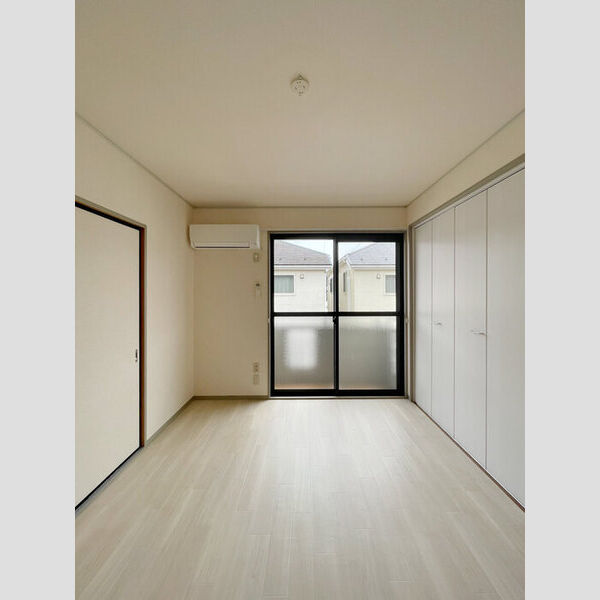 その他 (南側洋室6帖)