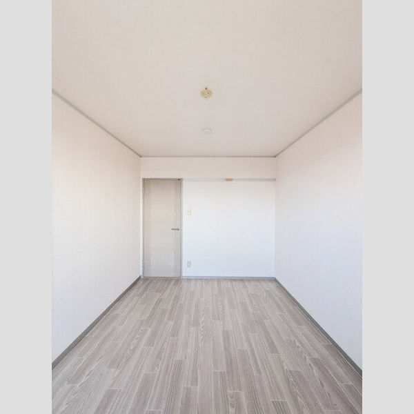 その他 (洋室)