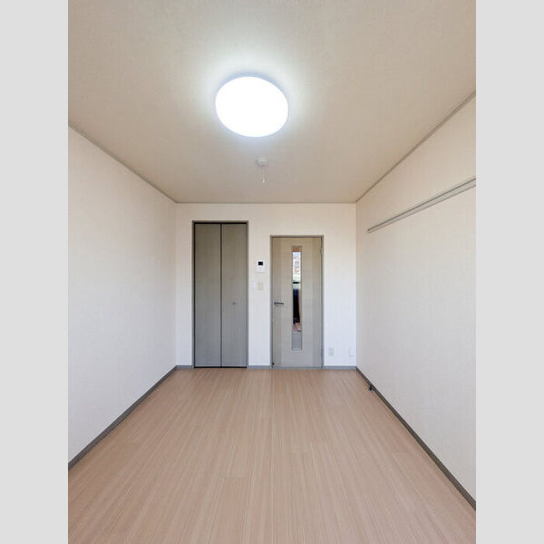 その他 (洋室)