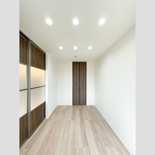 その他 (洋室5.7帖)