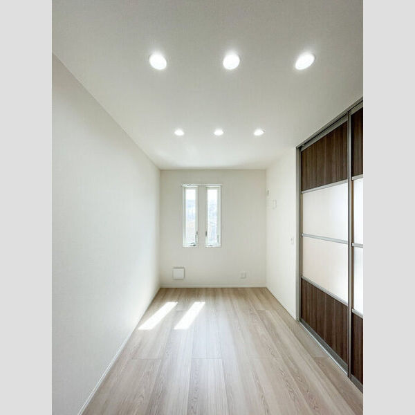 その他 (洋室5.7帖)