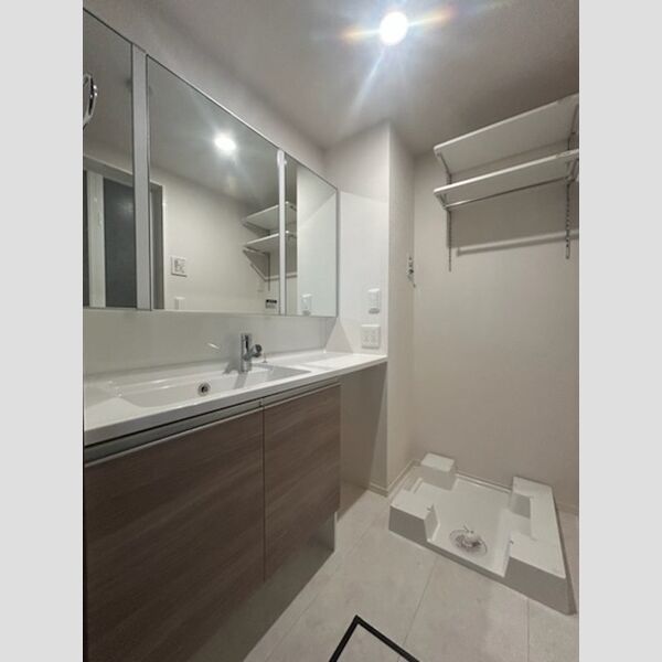 洗面所 (洗面室)