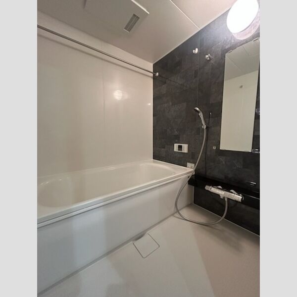 バス (浴室)
