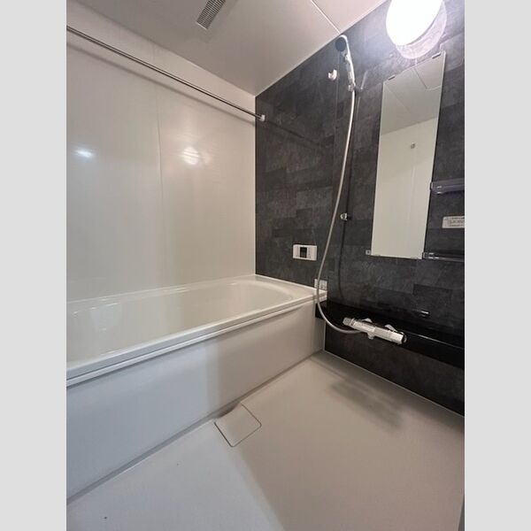 バス (浴室)